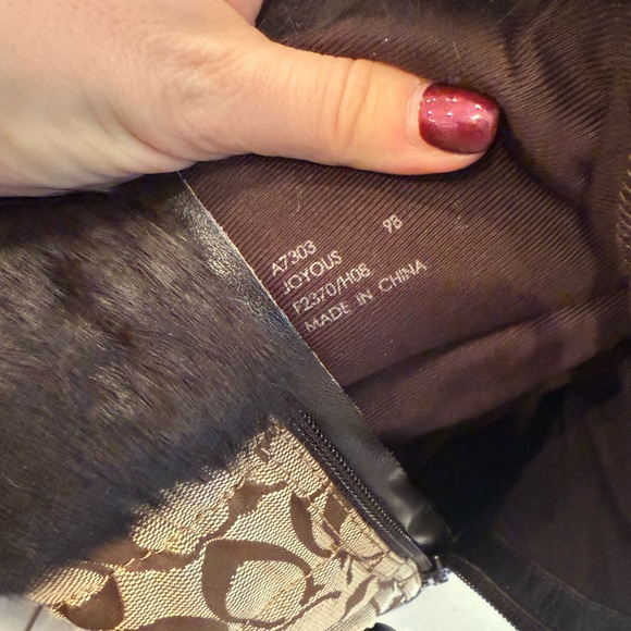 Coach Joyous Fur Trim Logo Snow Boots - Picture 7 of 7